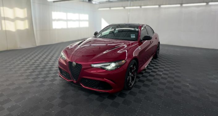 Thumbnail: 2022 Alfa Romeo Giulia - 1