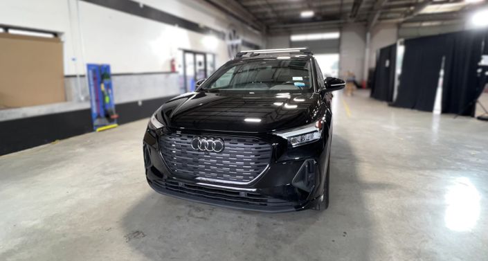 Thumbnail: 2024 Audi Q4 e-tron - 1