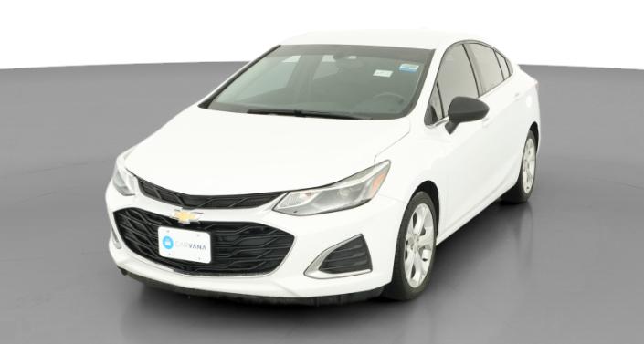 Thumbnail: 2019 Chevrolet Cruze - 1
