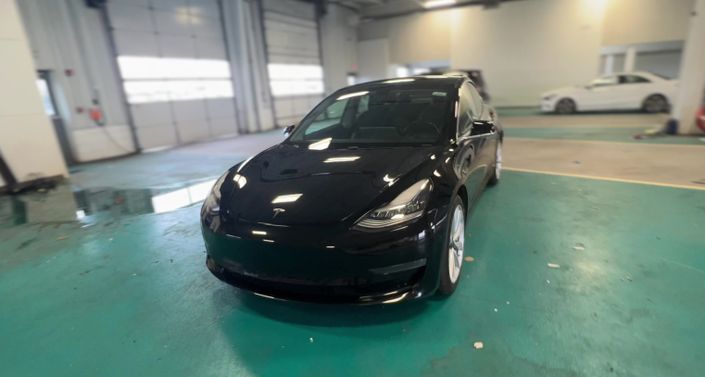 Thumbnail: 2019 Tesla Model 3 - 1