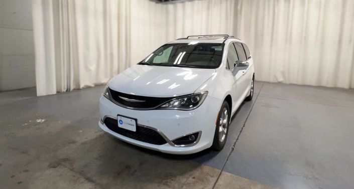 Thumbnail: 2018 Chrysler Pacifica - 1