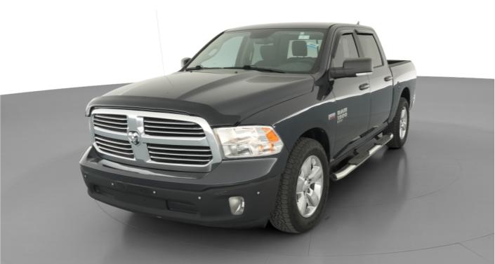 Thumbnail: 2019 RAM 1500 Classic - 1