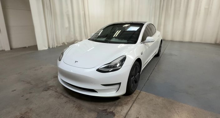 Thumbnail: 2020 Tesla Model 3 - 1
