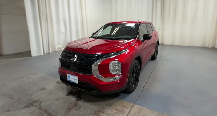Thumbnail: 2024 Mitsubishi Outlander - 1