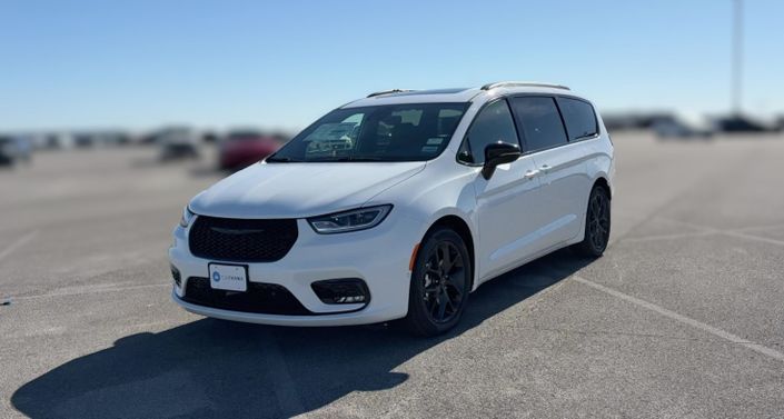 Thumbnail: 2026 Chrysler Pacifica - 1