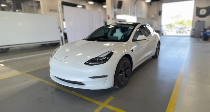 Thumbnail: 2022 Tesla Model 3 - 1