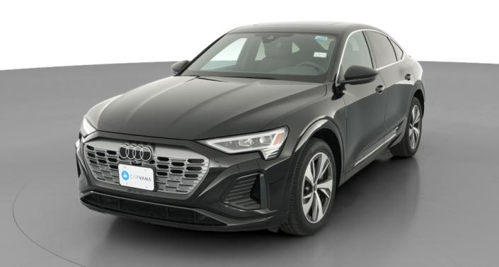 Thumbnail: 2024 Audi Q8 e-tron - 1