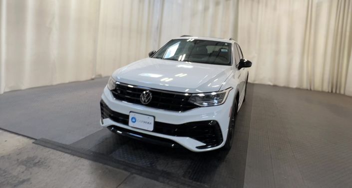 Thumbnail: 2022 Volkswagen Tiguan - 1
