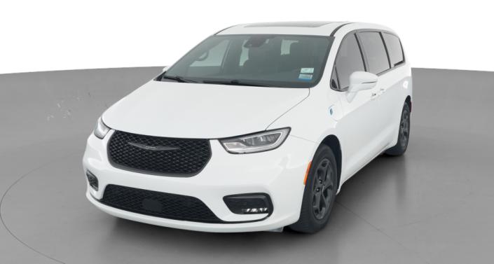 Thumbnail: 2022 Chrysler Pacifica - 1