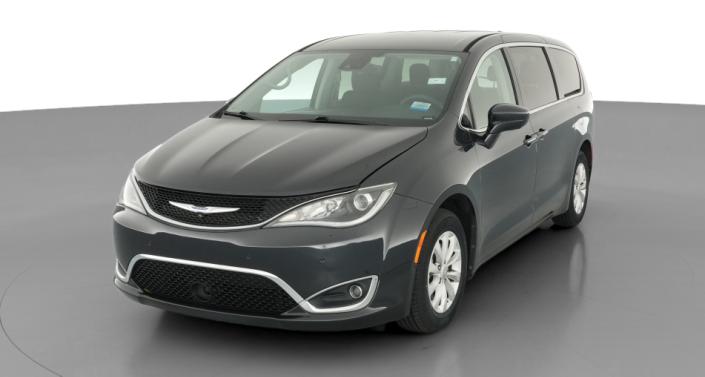 Thumbnail: 2019 Chrysler Pacifica - 1