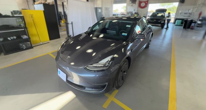 Thumbnail: 2021 Tesla Model 3 - 1