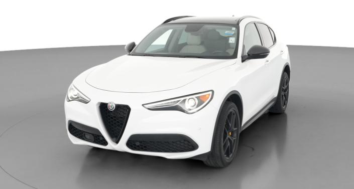 Thumbnail: 2019 Alfa Romeo Stelvio - 1