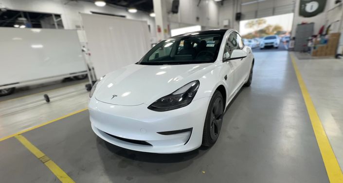 Thumbnail: 2023 Tesla Model 3 - 1