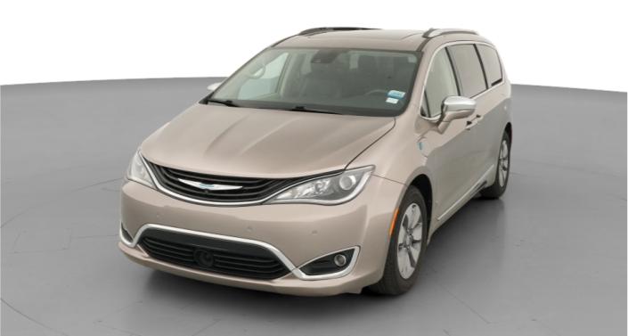 Thumbnail: 2018 Chrysler Pacifica - 1
