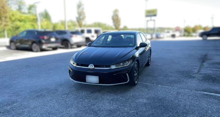 Thumbnail: 2025 Volkswagen Jetta - 1