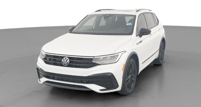 Thumbnail: 2022 Volkswagen Tiguan - 1