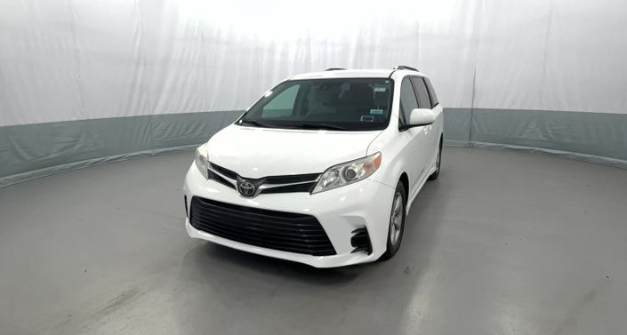 Thumbnail: 2018 Toyota Sienna - 1