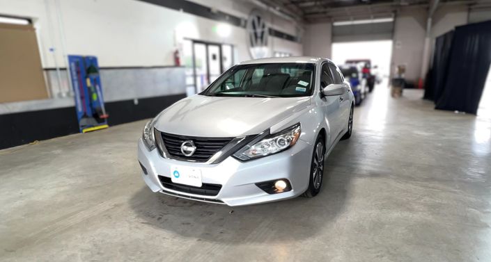 Thumbnail: 2017 Nissan Altima - 1