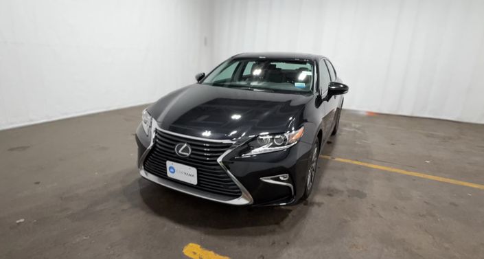 Thumbnail: 2018 Lexus ES - 1