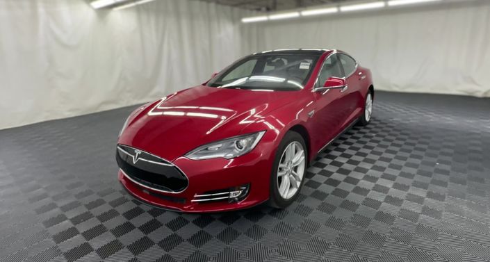 Thumbnail: 2015 Tesla Model S - 1