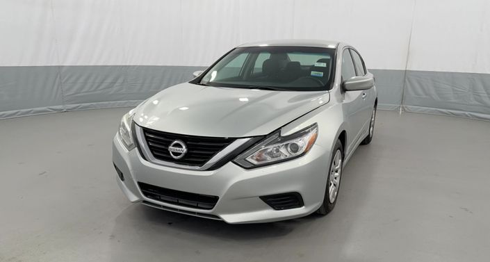 Thumbnail: 2016 Nissan Altima - 1