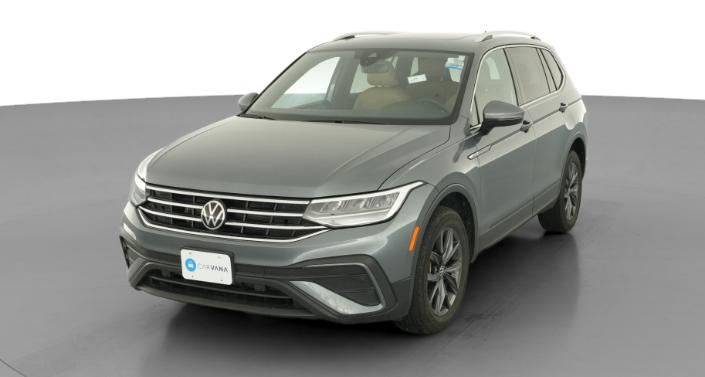 Thumbnail: 2022 Volkswagen Tiguan - 1