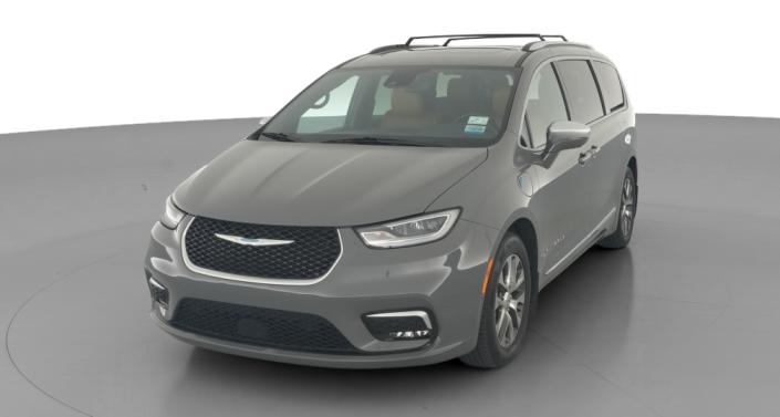 Thumbnail: 2021 Chrysler Pacifica - 1