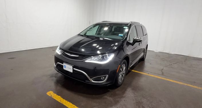 Thumbnail: 2019 Chrysler Pacifica - 1