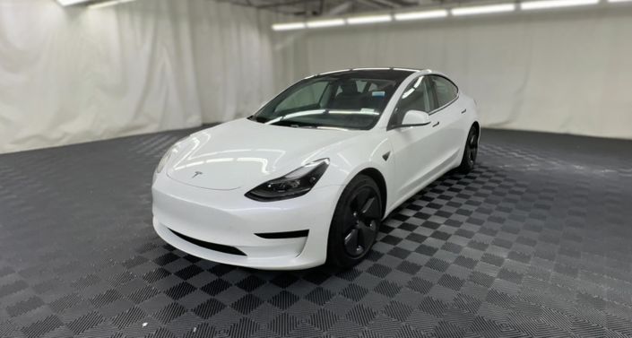 Thumbnail: 2021 Tesla Model 3 - 1