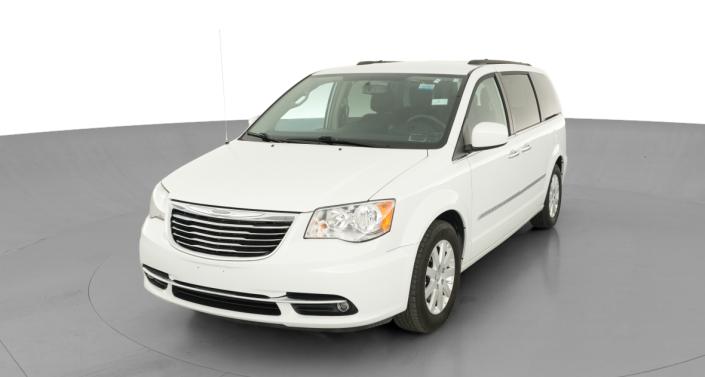 Thumbnail: 2016 Chrysler Town & Country - 1