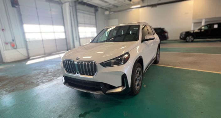 Thumbnail: 2023 BMW X1 - 1