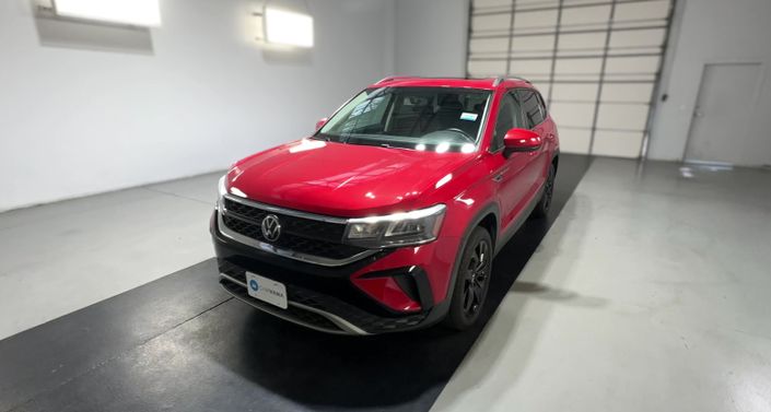 Thumbnail: 2022 Volkswagen Taos - 1