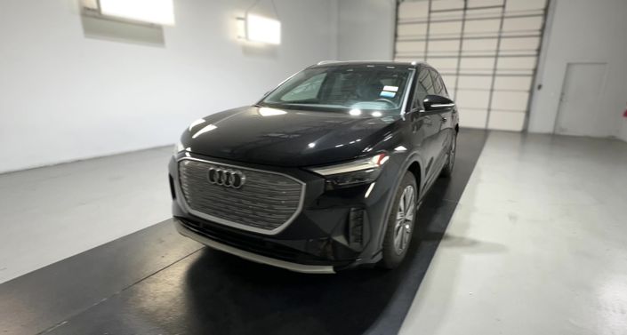 Thumbnail: 2025 Audi Q4 e-tron - 1