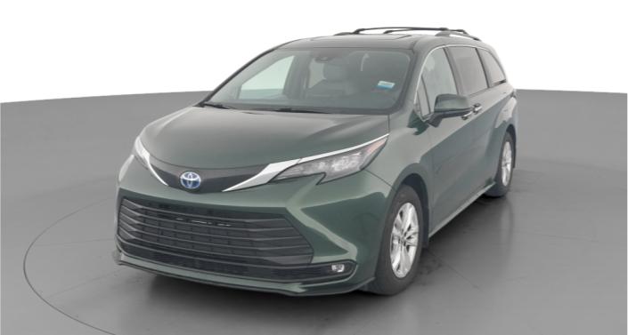 Thumbnail: 2025 Toyota Sienna - 1