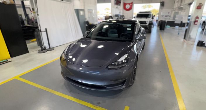 Thumbnail: 2021 Tesla Model 3 - 1