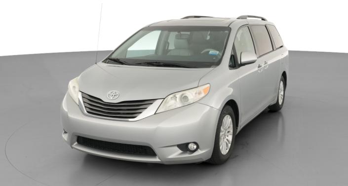 Thumbnail: 2014 Toyota Sienna - 1