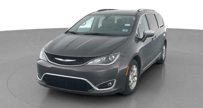2019 Chrysler Pacifica Limited -
                  Lorain, OH