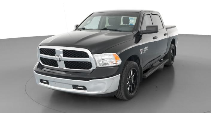 Thumbnail: 2020 RAM 1500 Classic - 1