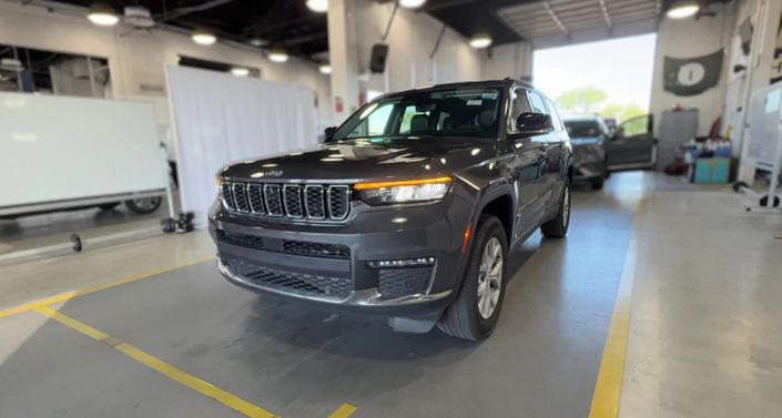 Thumbnail: 2023 Jeep Grand Cherokee L - 1