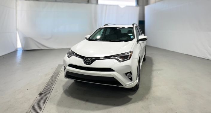 Thumbnail: 2017 Toyota RAV4 - 1
