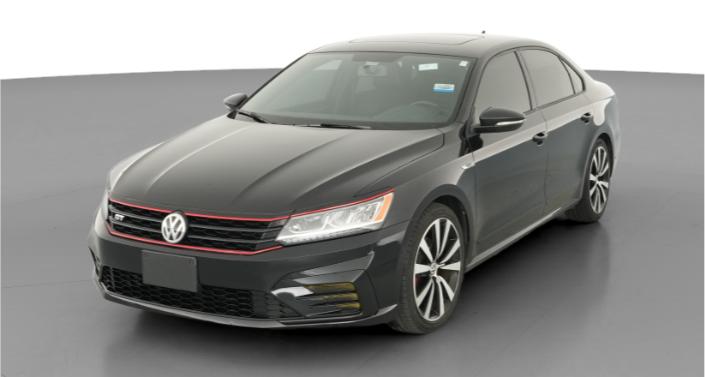 Thumbnail: 2018 Volkswagen Passat - 1