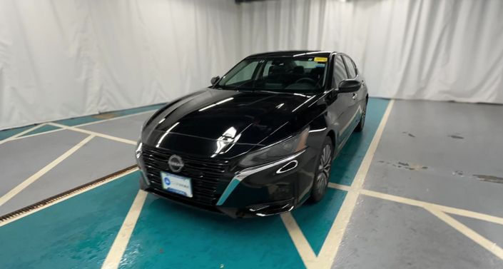 Thumbnail: 2024 Nissan Altima - 1