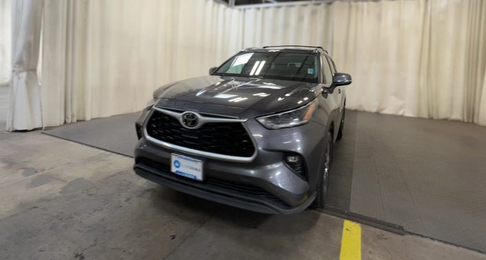 Thumbnail: 2021 Toyota Highlander - 1