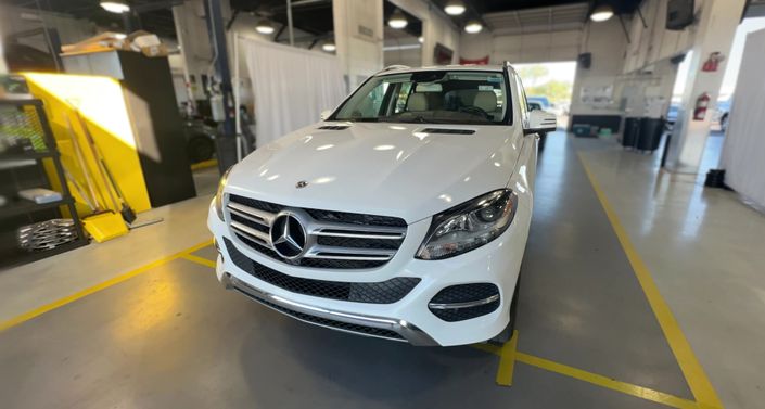 Thumbnail: 2018 Mercedes-Benz GLE - 1