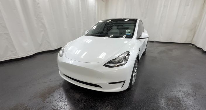 Thumbnail: 2023 Tesla Model Y - 1