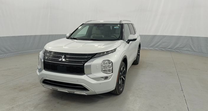 Thumbnail: 2024 Mitsubishi Outlander - 1