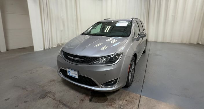 Thumbnail: 2017 Chrysler Pacifica - 1
