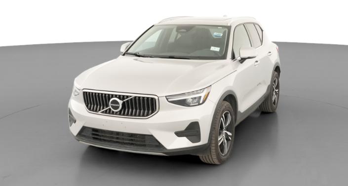 Thumbnail: 2025 Volvo XC40 - 1