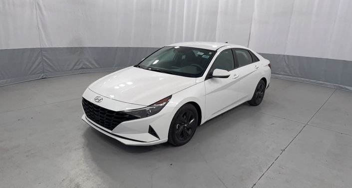 Thumbnail: 2022 Hyundai Elantra - 1