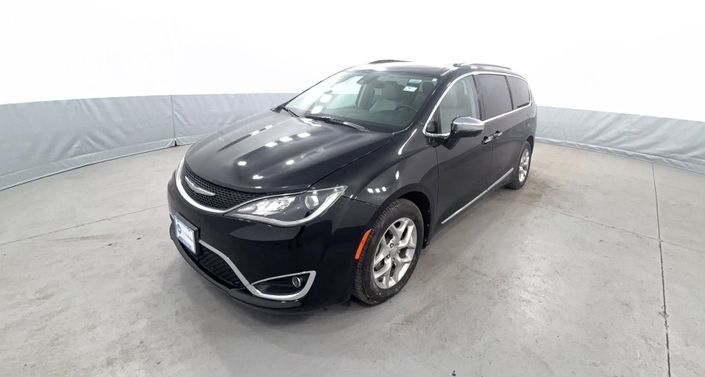 Thumbnail: 2017 Chrysler Pacifica - 1